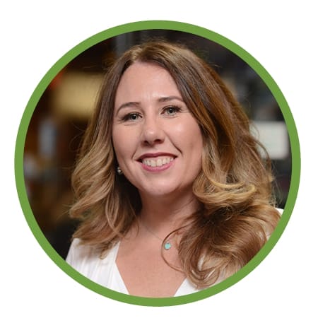 Kelly Feteira insurance broker